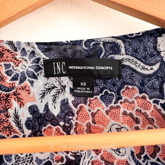 2000s INC International Concepts Wrap Nylon Print Top (XS) - Picture 2 of 5